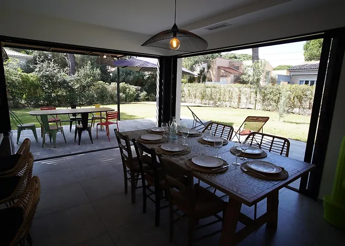 Les Pesquiers 別荘 イエール